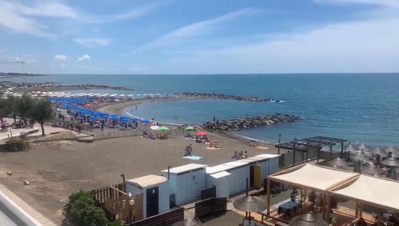 Roma Meraviglioso Attico Sul Mare Ladispoli Exteriér fotografie